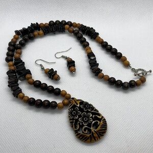 Necklace and Earring Set Hawaiian Floral Pendant with Wooden Beads Dark Brown